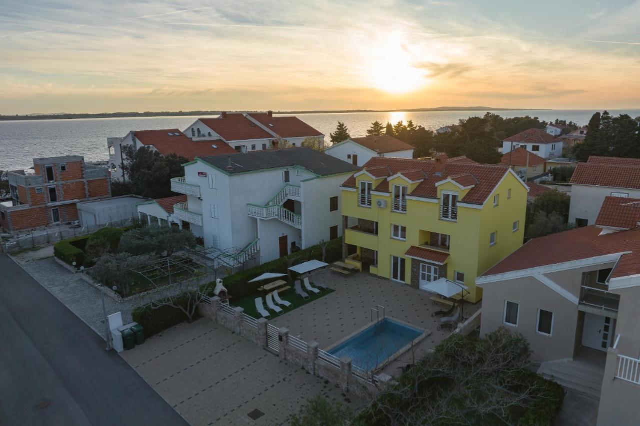 Apartments Oliva Vrsi Exterior photo