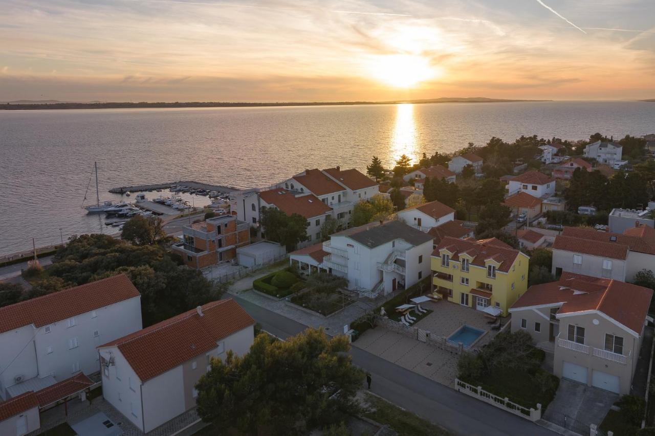 Apartments Oliva Vrsi Exterior photo