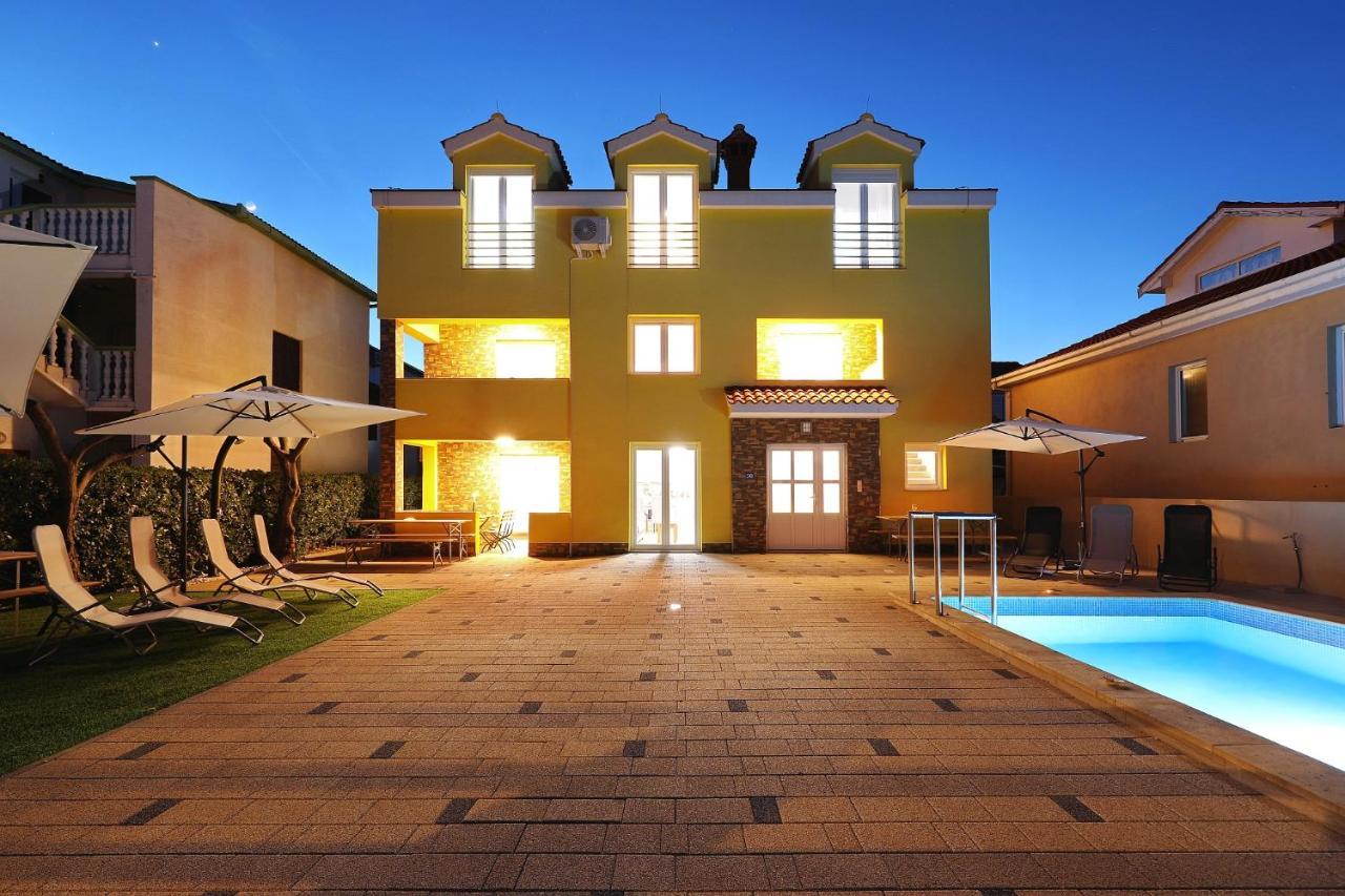Apartments Oliva Vrsi Exterior photo